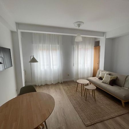 Apartamento Acogedor En El Centro De Cangas Ngoại thất bức ảnh